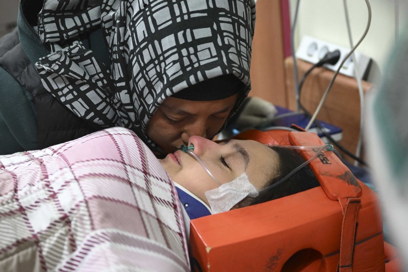KAHRAMANMARAS, TURKIYE - FEBRUARY 16: 17 year-old girl Aleyna Olmez, who is rescued under the rubble 248 hours after 7.7 and 7.6 magnitude earthquakes in Kahramanmaras, Turkiye, is transferred to Ankara by an ambulance plane on February 16, 2023. On Feb. 06, a strong 7.7 earthquake, centered in the Pazarcik district, jolted Kahramanmaras and strongly shook several provinces, including Gaziantep, Sanliurfa, Diyarbakir, Adana, Adiyaman, Malatya, Osmaniye, Hatay, and Kilis. Later, at 13.24 p.m. (1024GMT), a 7.6 magnitude quake centered in Kahramanmaras' Elbistan district struck the region. Dogukan Keskinkilic / Anadolu Agency,Image: 756495573, License: Rights-managed, Restrictions: , Model Release: no