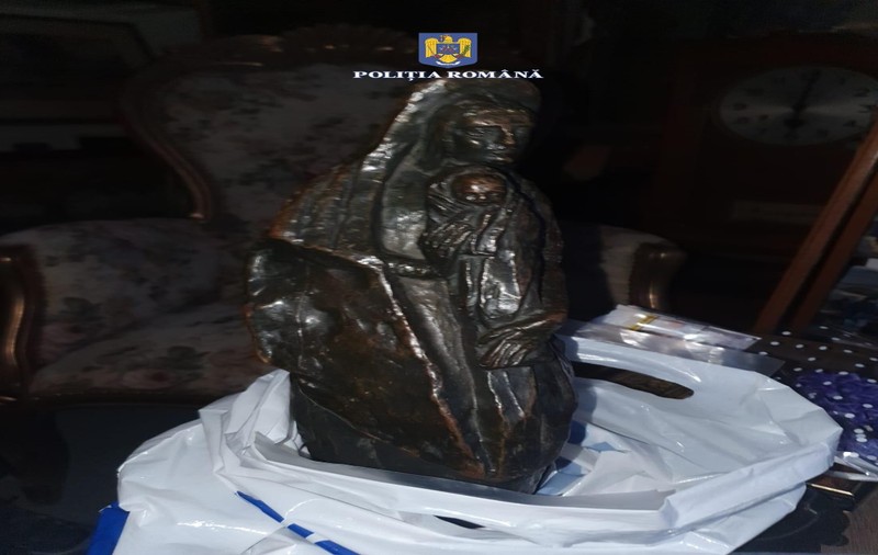 Statuetă de zeci de mii de euro, găsită la Constanța, după ce fusese furată din Franța în 2018