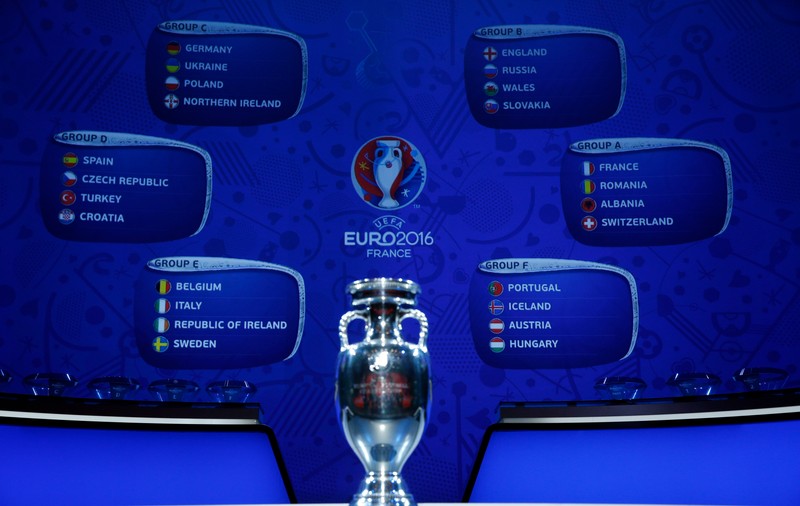 Euro 2016. Ei sunt cei 24 de antrenori care vor conduce echipele de la turneul final. Imagini excepționale de când erau fotbaliști. Care dintre tehnicieni și-a ratat cariera din cauza unei... pisici