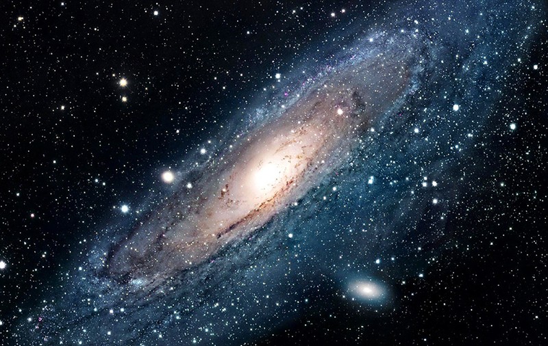 Stephen Hawking: Găurile negre sunt pasaje spre un alt Univers
