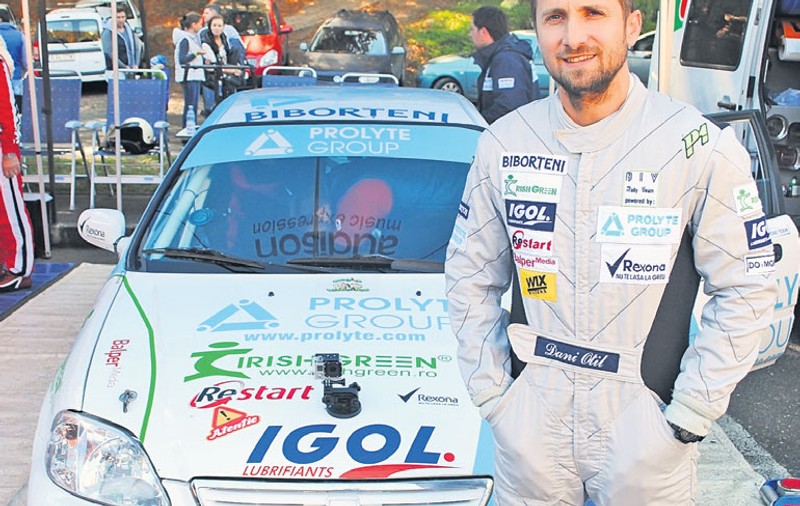 Oţil a dat motorul pe maşina de raliu