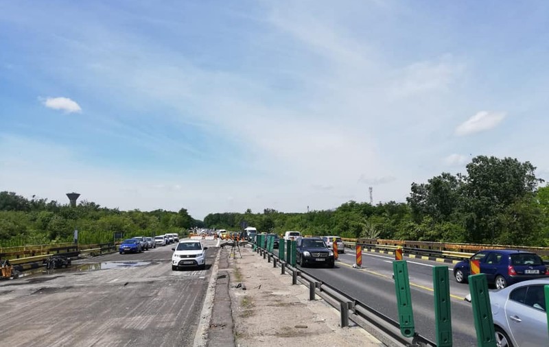 Ministrul Transporturilor, huiduit pe autostrada București-Pitești. Avertismentul dat de Răzvan Cuc constructorilor