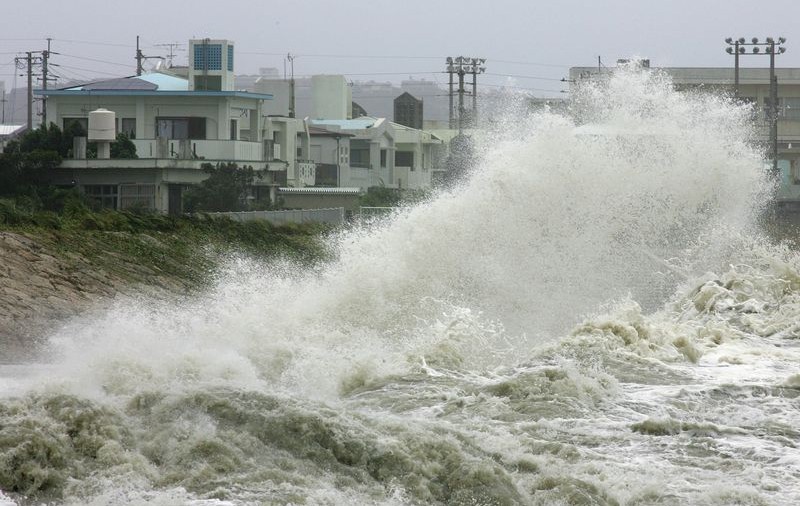 20.000 de chinezi evacuaţi din calea taifunului Morakot 