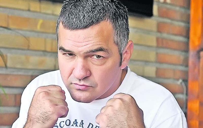 După ce AIBA ne-a suspendat din toate competiţiile, Leonard Doroftei ştie care este soluţia ieşirii din criză
