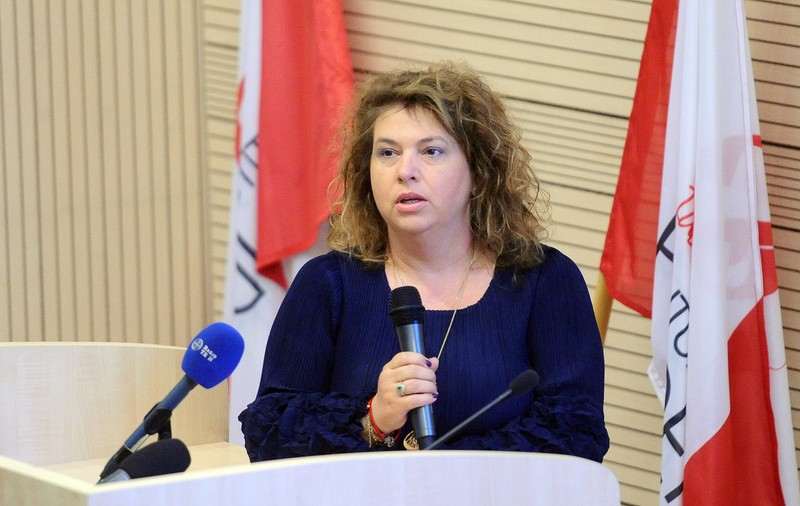 Carmen Orban, directorul Monza România, la Adriana Nedelea LA FIX: "Ar trebui să stăm în casă cu toţii o lună să depăşim această situaţie"