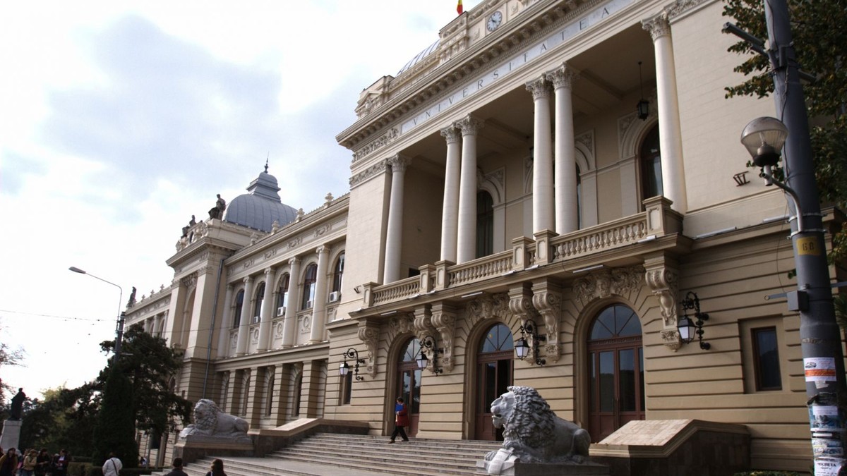 Profesorii universitari din Iași protestează joi pe treptele universității "Al.I.Cuza"