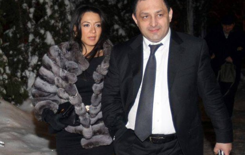 Oana Mizil și Marian Vanghelie, jefuiți de bona filipinează. Păgubiți de zeci de mii de euro