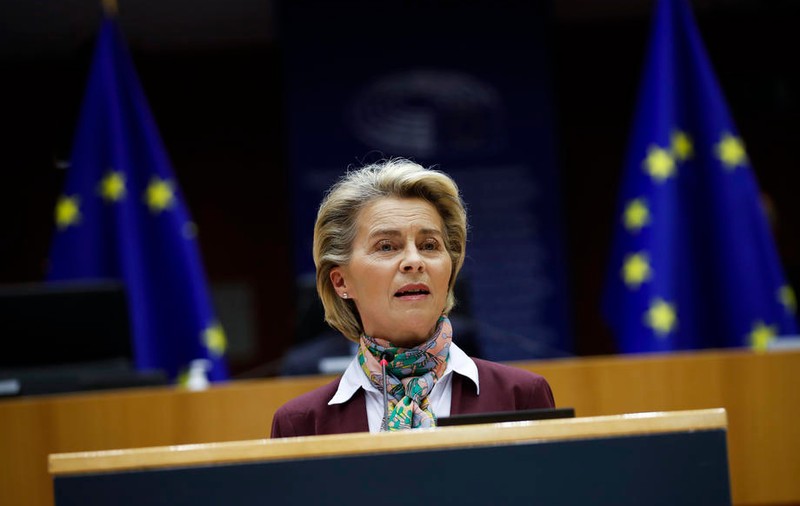 UE ar putea bloca și alte exporturi de vaccinuri anti-COVID-19, avertizează Ursula von der Leyen