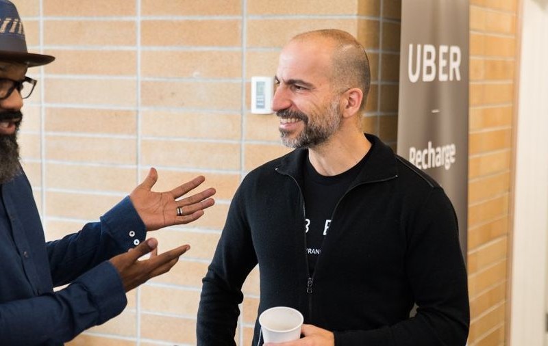 Noul șef al Uber, Dara Khosrowshahi, își cere public scuze pentru greșelile companiei