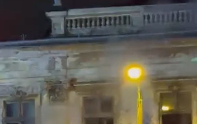 Incendiu într-un bloc din Timișoara. O femeie a ars de vie, iar 30 de oameni au părăsit clădirea | VIDEO
