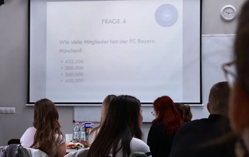 Profesorul de matematică cerea favoruri intime pentru subiectele de bacalaureat, în Ungaria: „A fost concediat, dar nu l-a denunțat nimeni!”