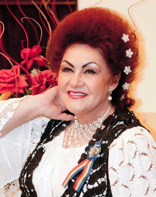 Elena Merișoreanu, aniversare alături de 5000 de oameni. Artista de muzică populară a dezvăluit de ce a fost înșelată de soț. „Plecam și câte 6 luni”
