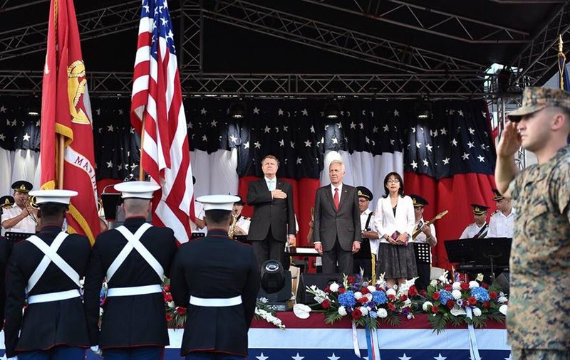 Recepție de Ziua Americii. Hans Klemm: Românii şi americanii au multe lucruri în comun, dragostea de libertate, mândria culturii lor