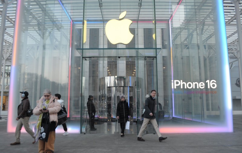 Big Tech împărtășește milioane de conturi de utilizatori cu autoritățile americane - Raport