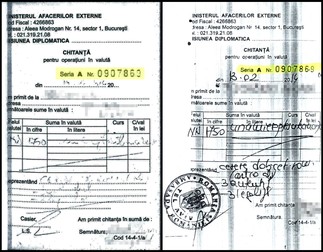 Două chitanțe emise la o distanță de câteva zile dar care au același număr
