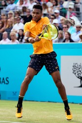 La 18 ani, canadianul Felix Auger Aliassime ocupă locul 23 în lume la simplu EPA-EFE/WILL OLIVER