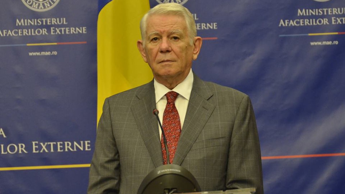 Teodor Melescanu, ministrul de Externe