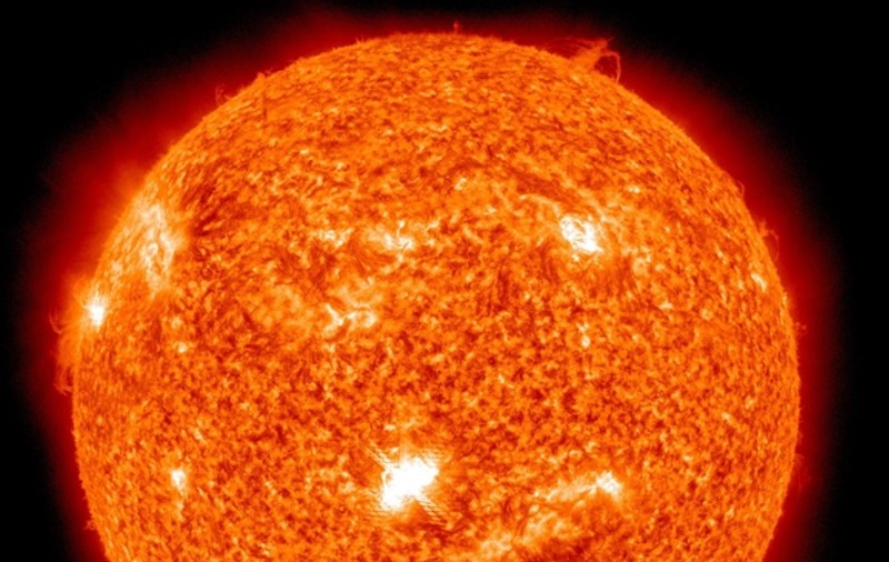 FURTUNA SOLARĂ care va provoca HAOS pe PĂMÂNT! ENERGIA ELIBERATĂ, cât 100 de milioane de bombe cu hidrogen