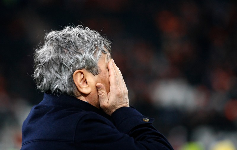 Mircea Lucescu este marcat de arderea Catedralei Notre-Dame din Paris: “Doliu universal”. ”Il Luce” a deschis ochii multor generații de fotbaliști către istoria şi cultura lumii, iar Notre-Dame a fost unul dintre cele mai importante obiective