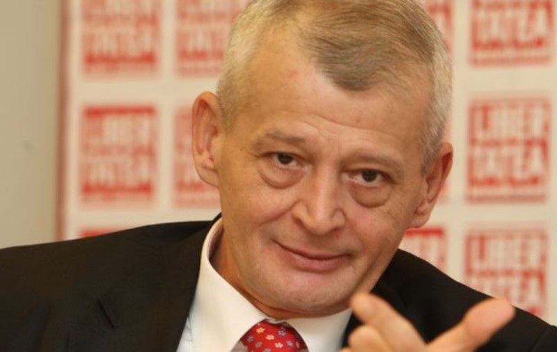 Iubita lui Sorin Oprescu a fost numită fără concurs manager al Spitalului Universitar. Adriana Nica a refuzat să comenteze numirea