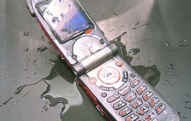 Decizie scandaloasă: Abonaţii la telefonia mobilă vor fi amprentaţi