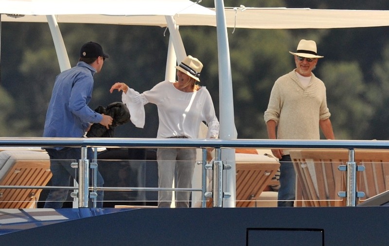 Regizorul Steven Spielberg, amendat în Italia că a făcut chef cu Gwyneth Paltrow