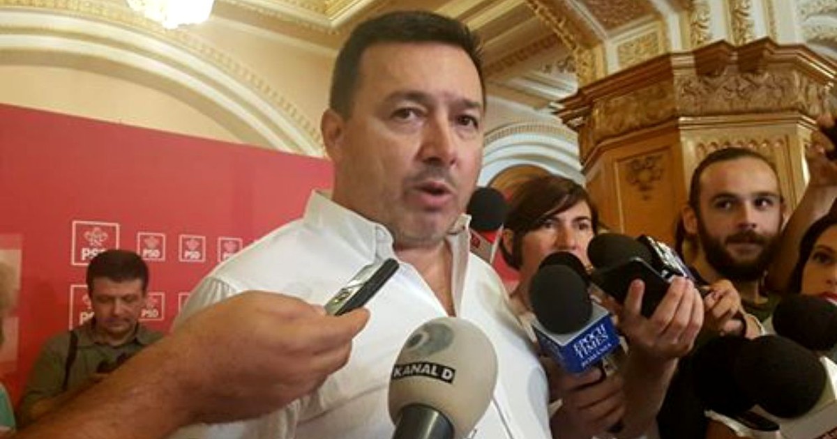 Adriana Nedelea la FIX | Deputatul Cătălin Rădulescu, zis „Mitralieră”, atac la adresa lui Klaus Iohannis: „Se exprimă greu, probabil că de asta nu îl lasă să se ducă la dezbatere”