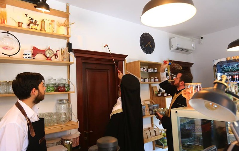 Arhiepiscopia Buzăului a deschis o ceainărie cu produse la Muntele Athos