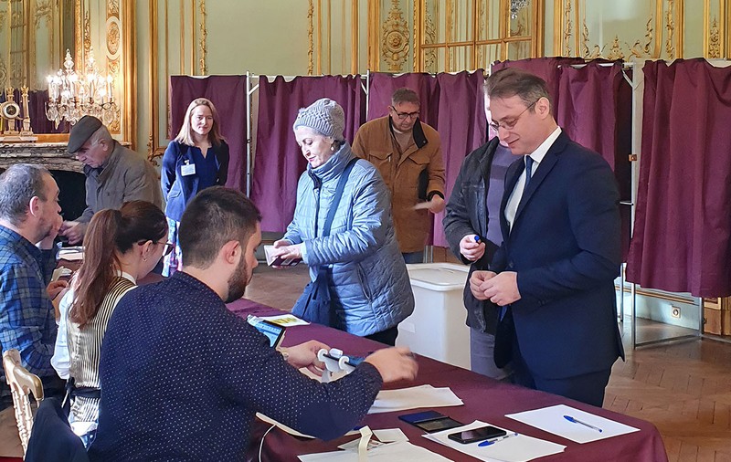 Interviu cu ambasadorul Luca Niculescu: ”S-a ajuns la o prezență record la votul din Franța. Sprijinul comunității românești a fost esențial”. De ce au fost francezii atenți la scrutin
