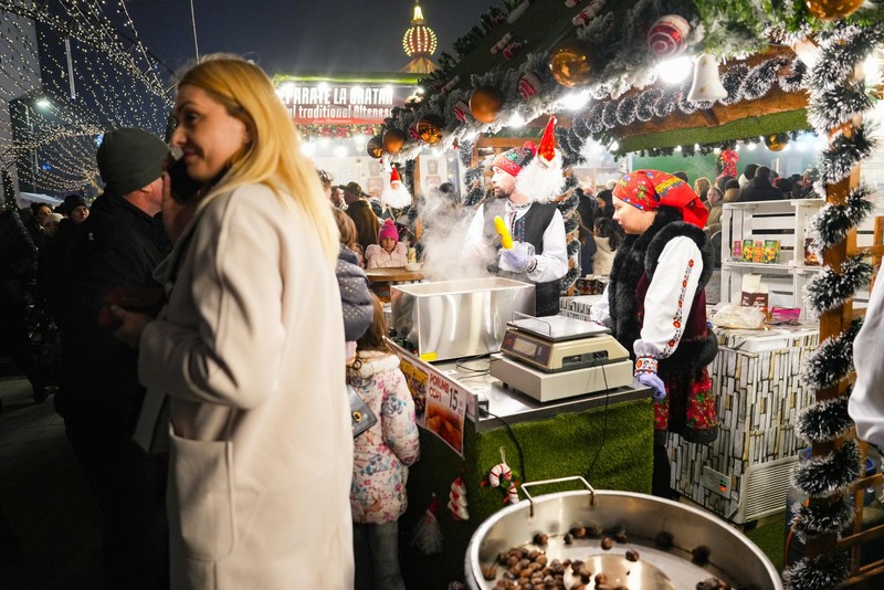 Târgul de Crăciun Craiova 2025 este deschis până pe 4 ianuarie 2026. Foto: Primăria Craiova