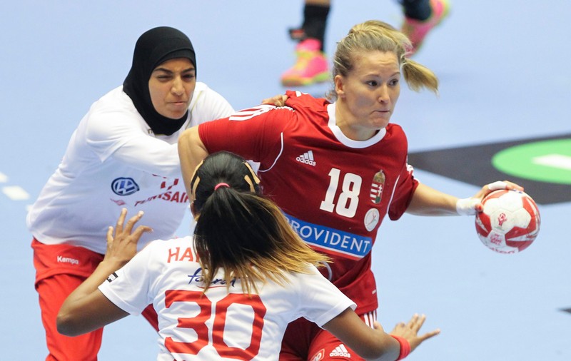 Cu basmalele pe frunte! Tunisia a cedat clar în fața Ungariei, însă a produs imaginea zilei. Rusia a bătut Norvegia, în grupa tricolorelor