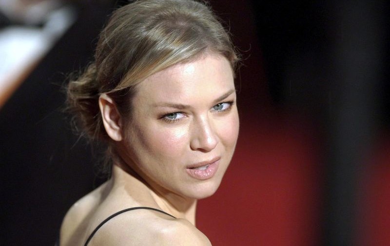 Renée Zellweger şi-a "şifonat” maşina