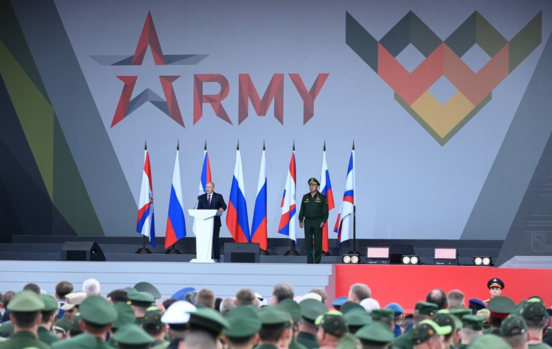 Putin își mărește armata. Președintele rus a semnat un decret pentru suplimentarea numărului militarilor