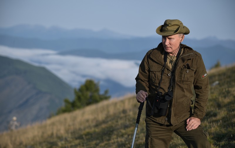FOTO | Imagini din ultima vacanță de vară a lui Vladimir Putin. Președintele Rusiei nu s-a mai pozat la bustul gol