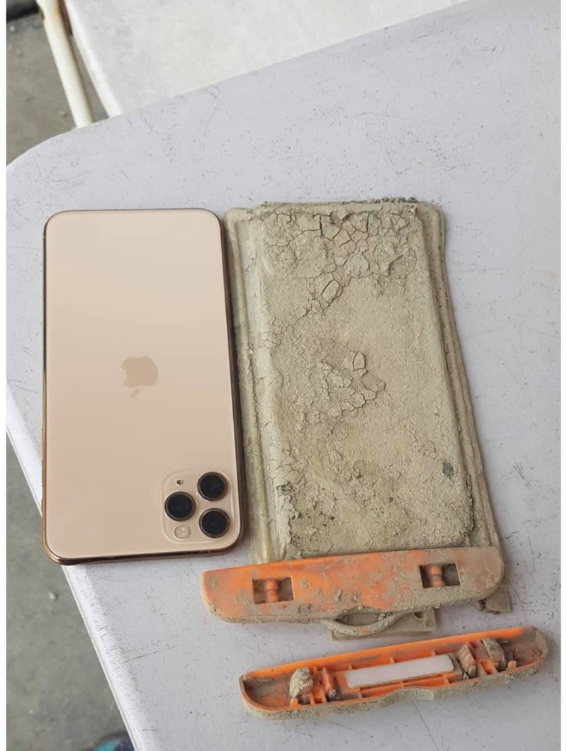 Așa a fost găsit telefonul.