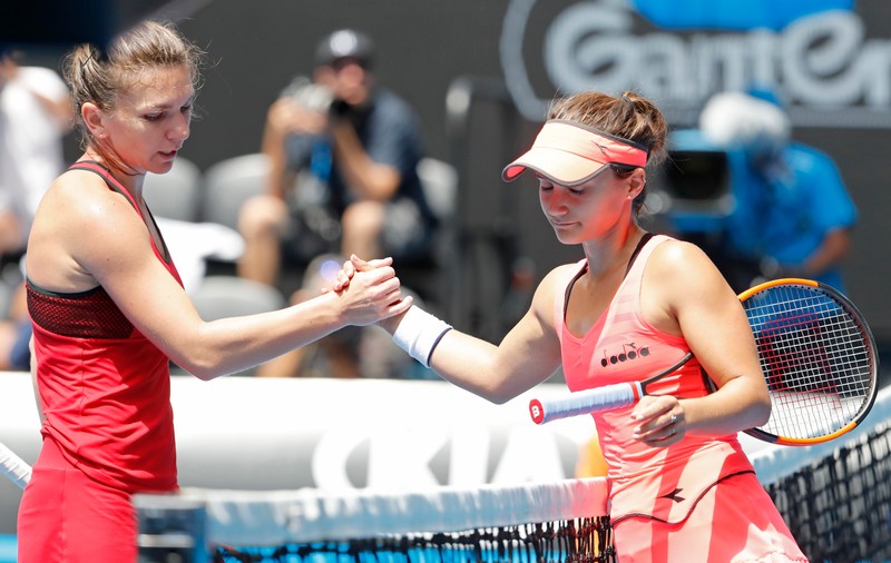 Simona Halep a jucat cu trei ore mai mult decât Kerber la Australian Open. Alte cifre inedite înaintea marelui meci
