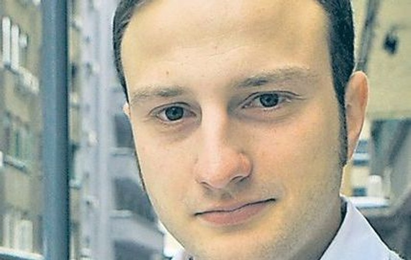 Fiul lui Dumitru Tinu moşteneşte 30% din averea tatălui