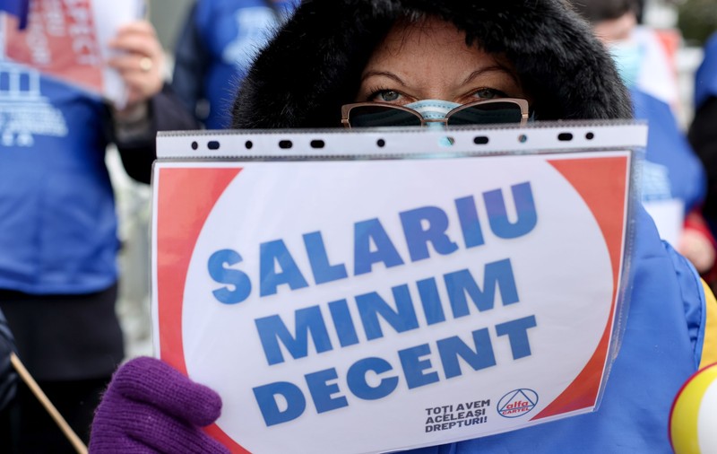 Cum explică Ministerul Muncii obiecțiile la directiva europeană care ar putea crește salariul minim pentru două milioane de români