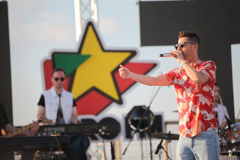 Andra a strălucit pe Casa Poporului. Artista a dăruit un recital bis tuturor celor care urmăreau ProFM On Top 2017