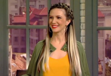 Adela Popescu a ajuns de urgență la spital