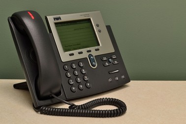Telefon fix modern, produs de către Cisco