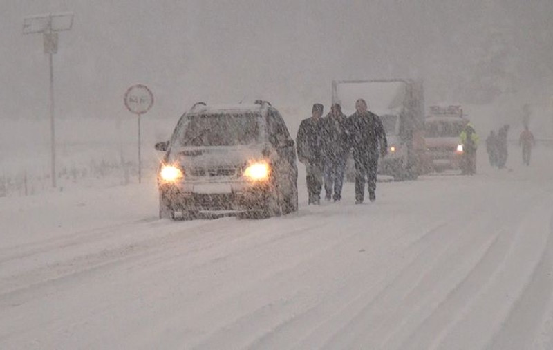 Autocar cu 31 de copii, derapat la Reghin