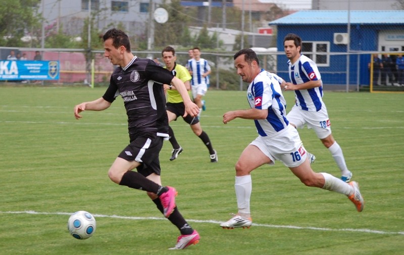 Viitorul lui Hagi s-a salvat pe final contra Iaşiului, vijelia era să oprească meciul de la Otopeni/ FOTO