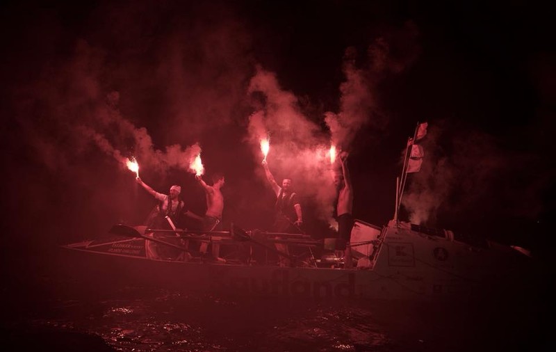 Echipajul românesc a traversat Atlanticul în 38 de zile, 14 ore și 32 de minute. Record de timp pentru ambarcațiunea Atlantic 4. Salata mult visată și o cerere în căsătorie / FOTO&VIDEO