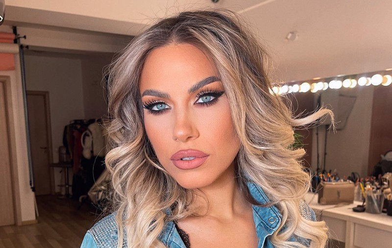Amna, dezvăluiri neașteptate la 5 ani de la divorț. „E greu să fii singur. Încerc să le spun oamenilor”