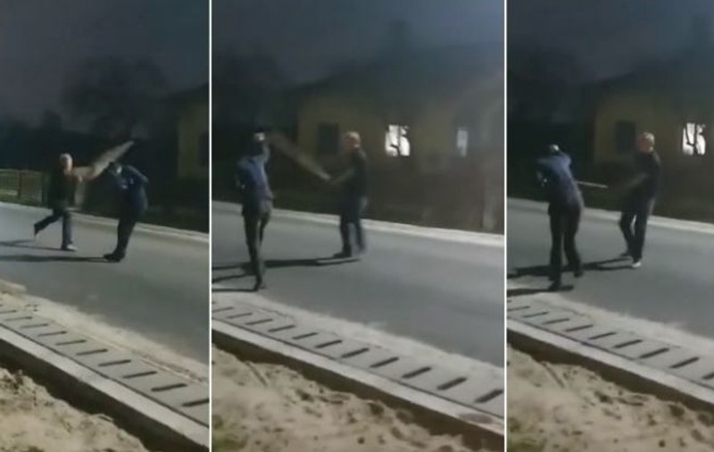 Bărbat bătut cu parul pe stradă, în Teleorman. Totul a fost transmis pe Facebook. Poliția caută agresorul