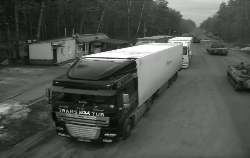 CNN: Trupe și vehicule militare au intrat în Ucraina și din Belarus