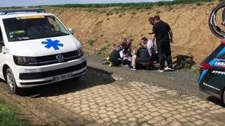 Ciclistul belgian Michael Goolaerts a făcut infarct în timpul cursei Paris - Roubaix