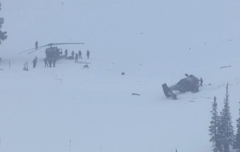 VIDEO. Două elicoptere Black Hawk s-au prăbușit în apropierea unei pârtii de schi, în SUA, în timpul unui zbor de antrenament