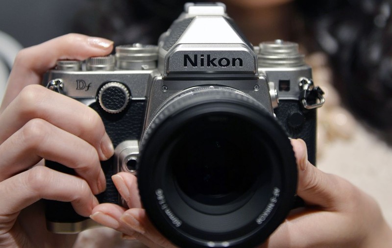 Cele mai bune oferte de aparate foto Nikon de Black Friday 2017